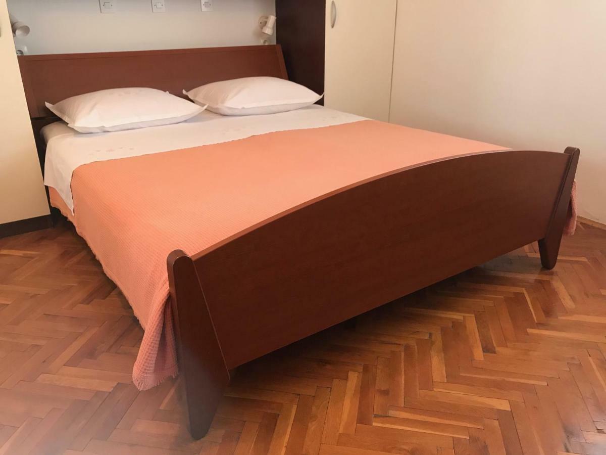 Villa Lucia premium rooms Primošten Esterno foto