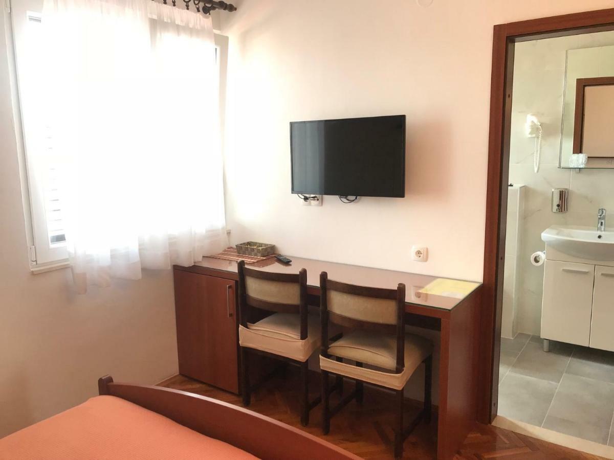 Villa Lucia premium rooms Primošten Esterno foto